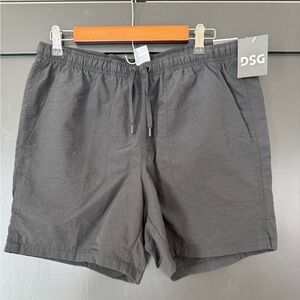 Men’s 6” DSG brand workout short size medium